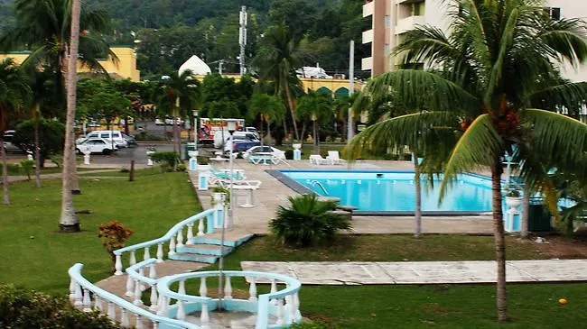 Paradise Turtle Towers Apartments أوشو ريوس فندق