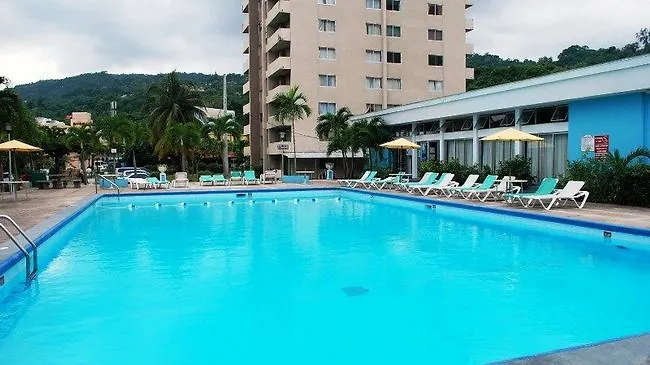 호텔 Paradise Turtle Towers Apartments 오쵸 리오스